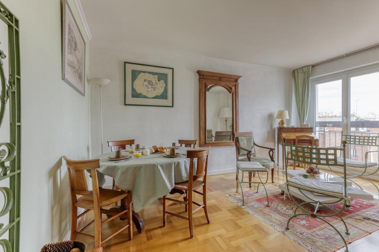 Large And Bright 2 Bdrs Flat With View - Paris 20 Apartamento Exterior foto